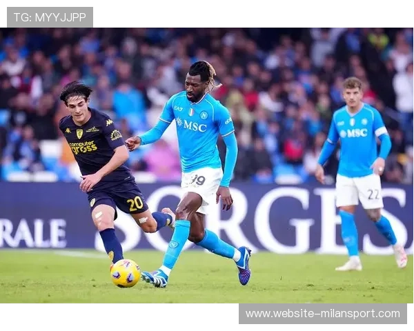 利用AC米兰中文官方网站了解球队的战术分析与比赛精彩瞬间回放